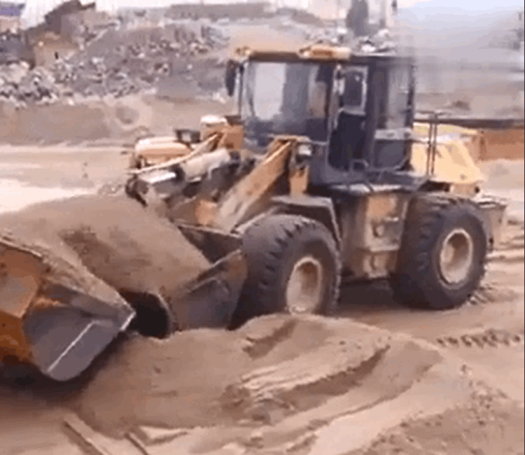 Wheel loader used in Chile