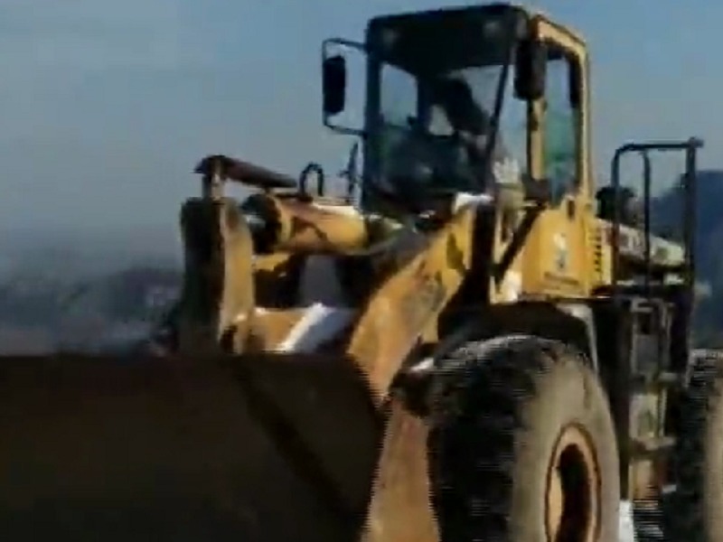 Wheel loader used in snowfield